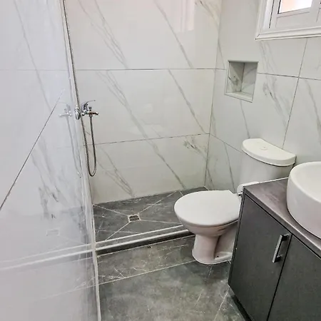 Sunny 2br Heart Of Apartament *
